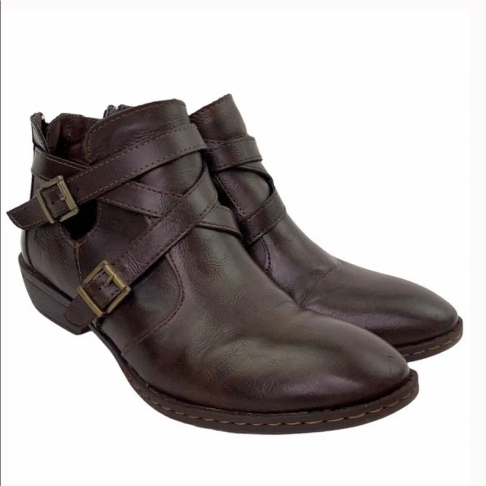 b.o.c. Denali Strappy Ankle Boots